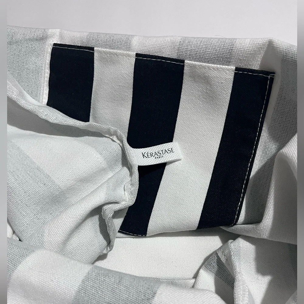 Kérastase Monochrome Striped Tote
